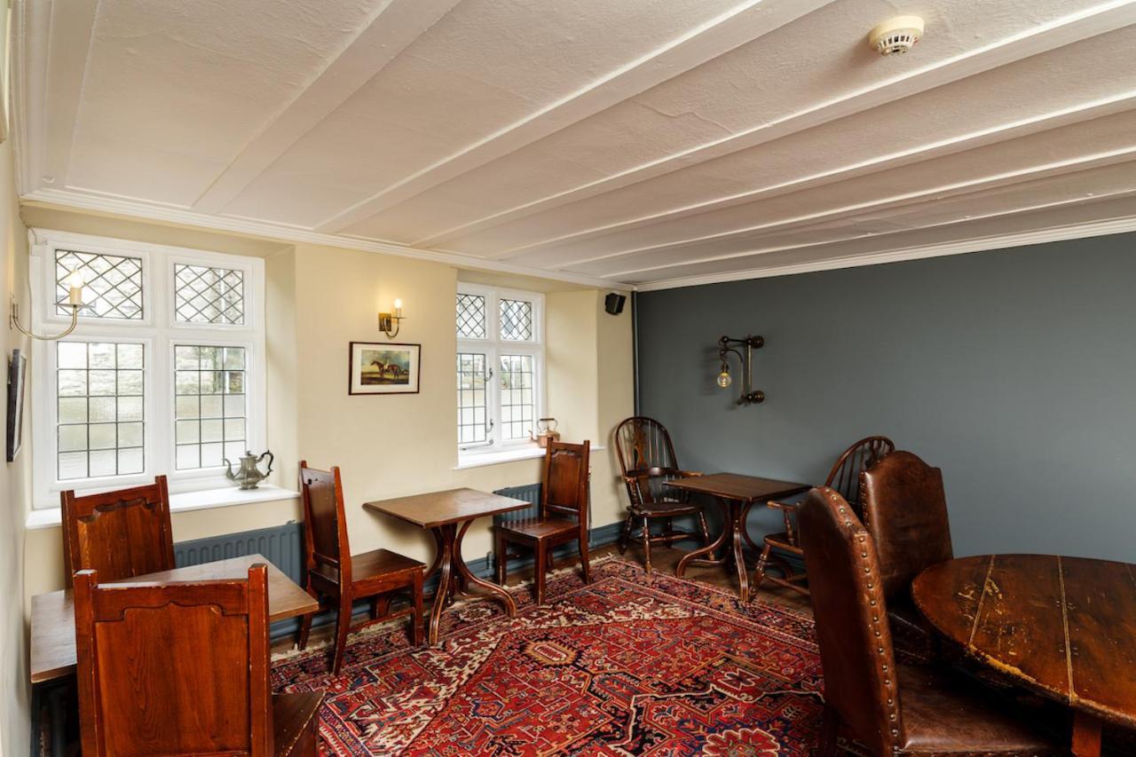 Hotel The Wheatsheaf At Beetham à Sandside  Extérieur photo